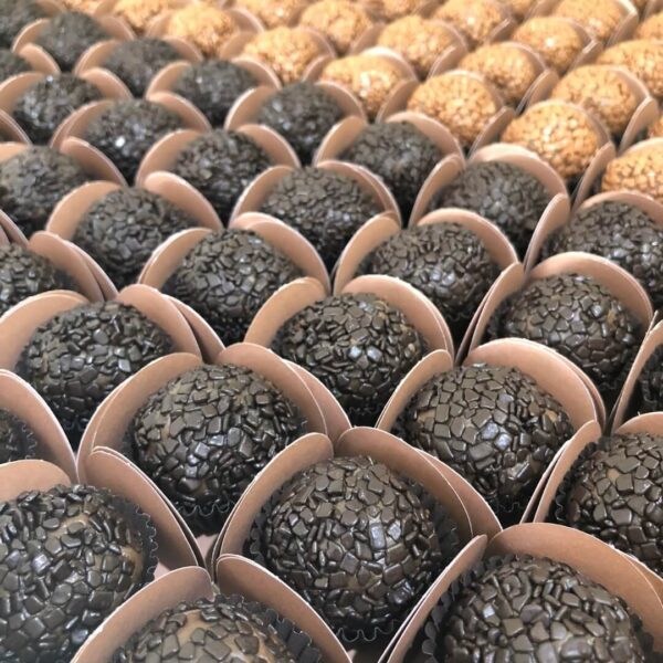 Brigadeiros Meio Amargo