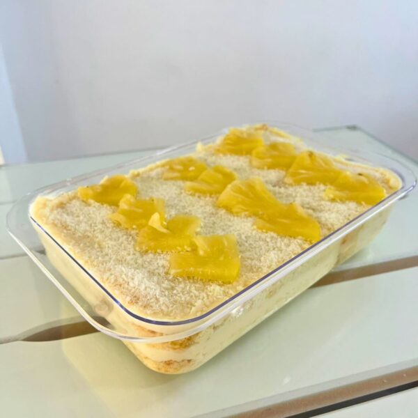 Bolo Travessa Coco com Abacaxi
