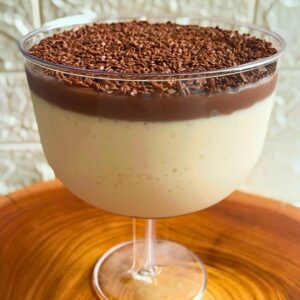 Taça de Mousse de Maracujá com Brigadeiro Belga