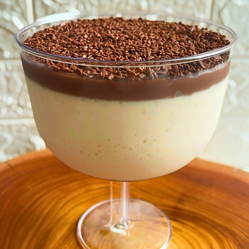 Taça de Mousse de Maracujá com Brigadeiro Belga